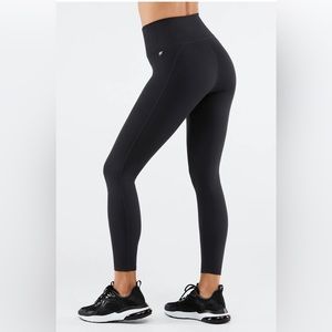 Fabletics powerhold leggings 7/8 size medium